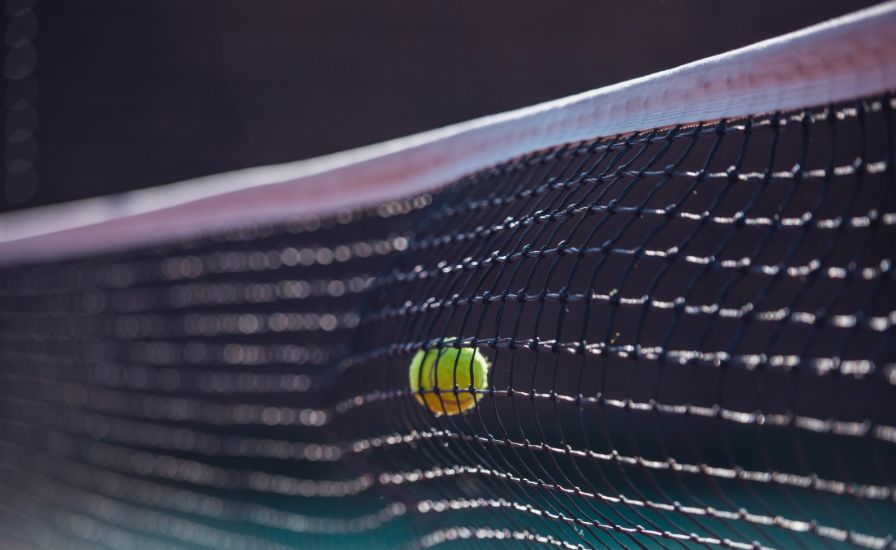 net of a tennis court - doping and injustices in tennis