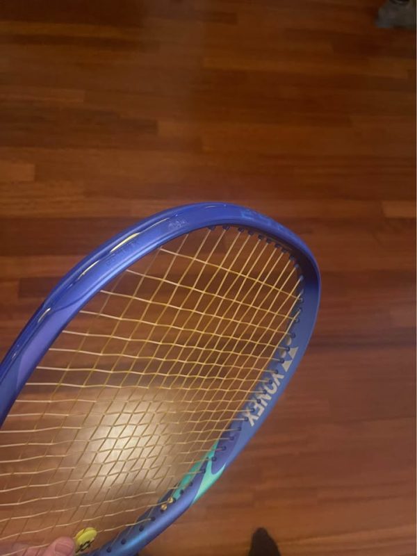 Yonex Ezone 100 (2025) 300gr L2 - Image 6