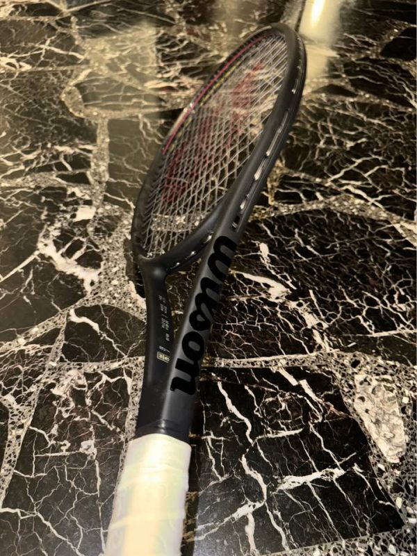 Wilson Pro Staff 97 V13 (315g) Tennis Racket🎾 (3/8 grip size) (16x19) with NEW Strings✅ - Image 2