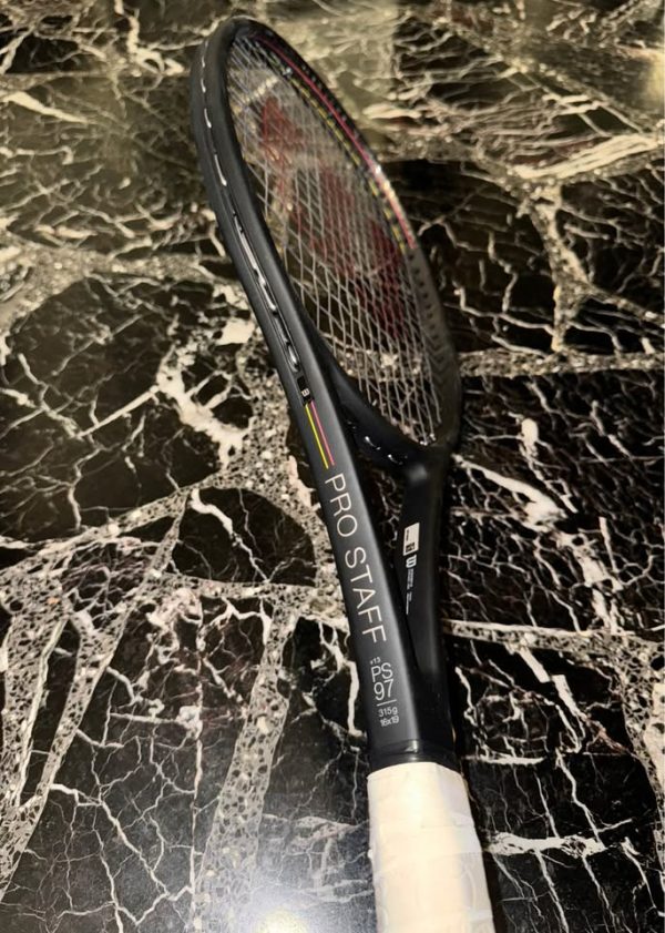 Wilson Pro Staff 97 V13 (315g) Tennis Racket🎾 (3/8 grip size) (16x19) with NEW Strings✅