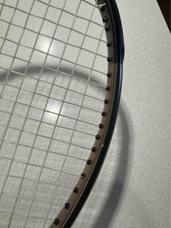 Wilson Blade v8 305gr 18x20 Grip 3 - Image 5