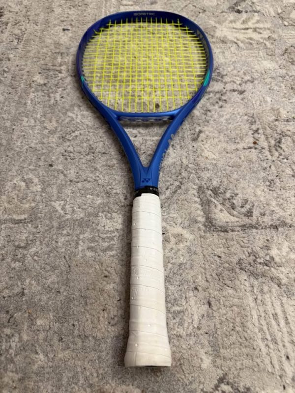 YONEX EZONE 98 305 GRL4 - Image 3