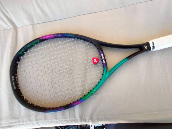 YONEX V CORE PRO GRIP 3,  275 GR - Image 2
