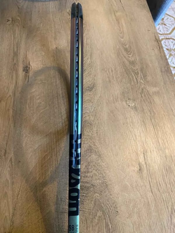 Wilson Blade 98 v8 16/19 L3 AluPower strings ( excellent condition ) - Image 3
