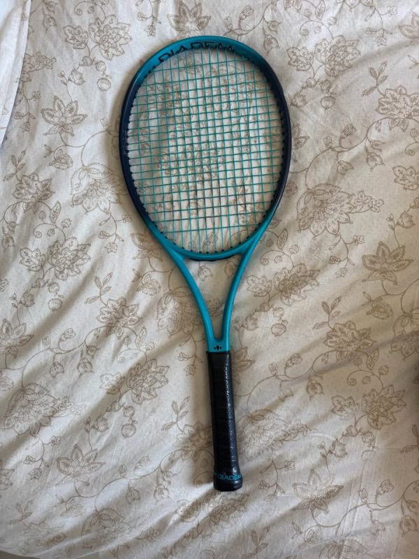 Diadem Elevate tennis racket