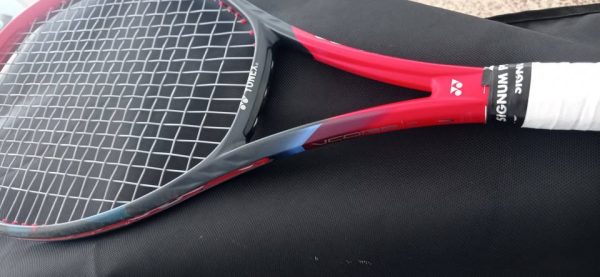 Yonex Vcore 95 - Image 2