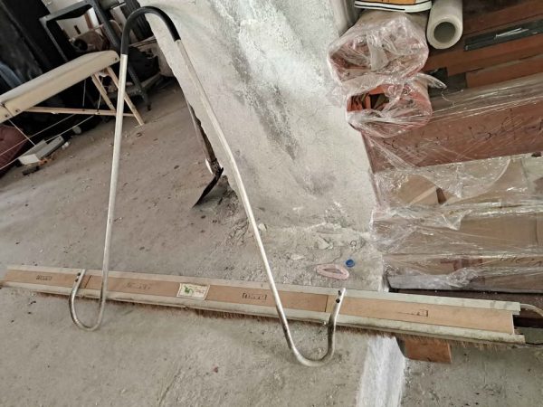 ΗΡΑΚΛΕΙΟ ΚΡΗΤΗΣ στυλοβάτες φιλλέ τέννις και σκούπα τερέν
