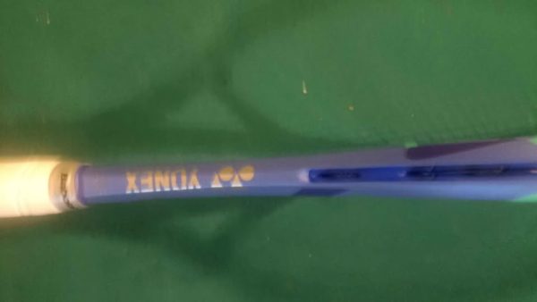 Yonex ezone tour 2025 - Image 4