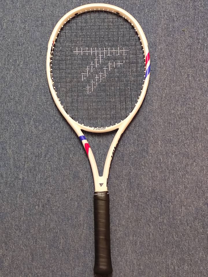 Technifibre T Fight 100 /300gr/grip2 έγινε 3/πλεγμα 24kg black venom rough /σε εξαιρετική κατάσταση