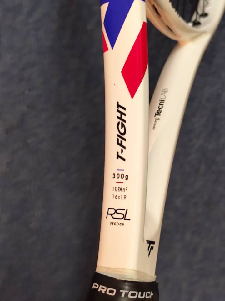 Technifibre T Fight 100 /300gr/grip2 έγινε 3/πλεγμα 24kg black venom rough /σε εξαιρετική κατάσταση - Image 4