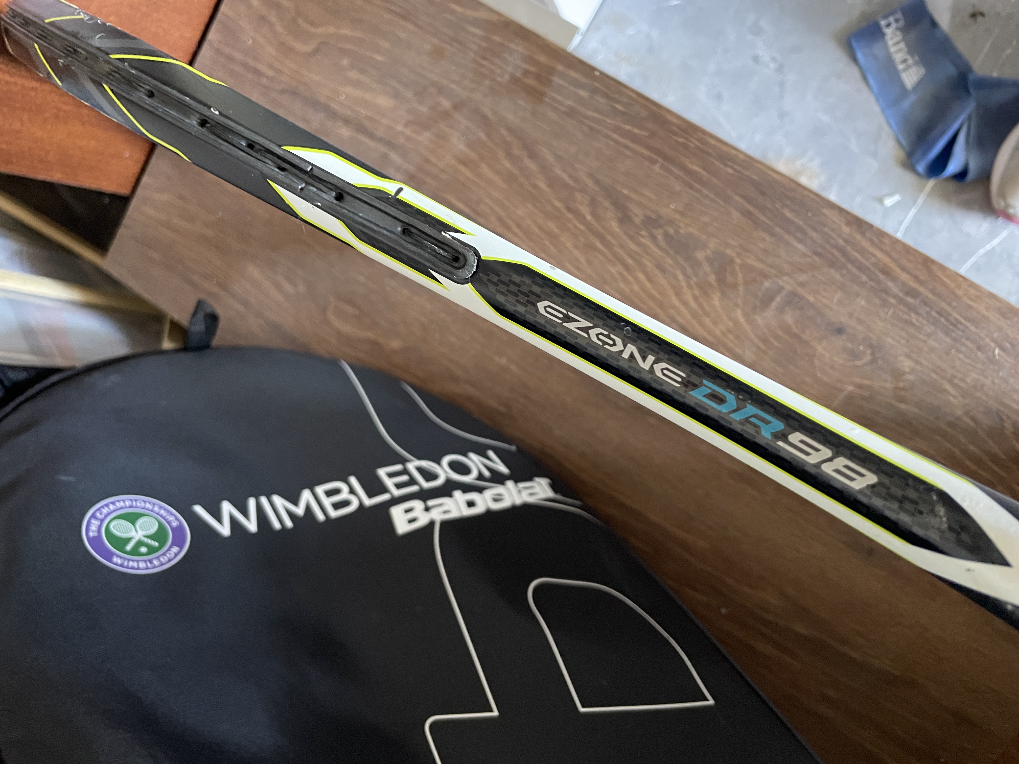 Yonex Ezone DR98 (310gr) - Grip size (2) - Image 2