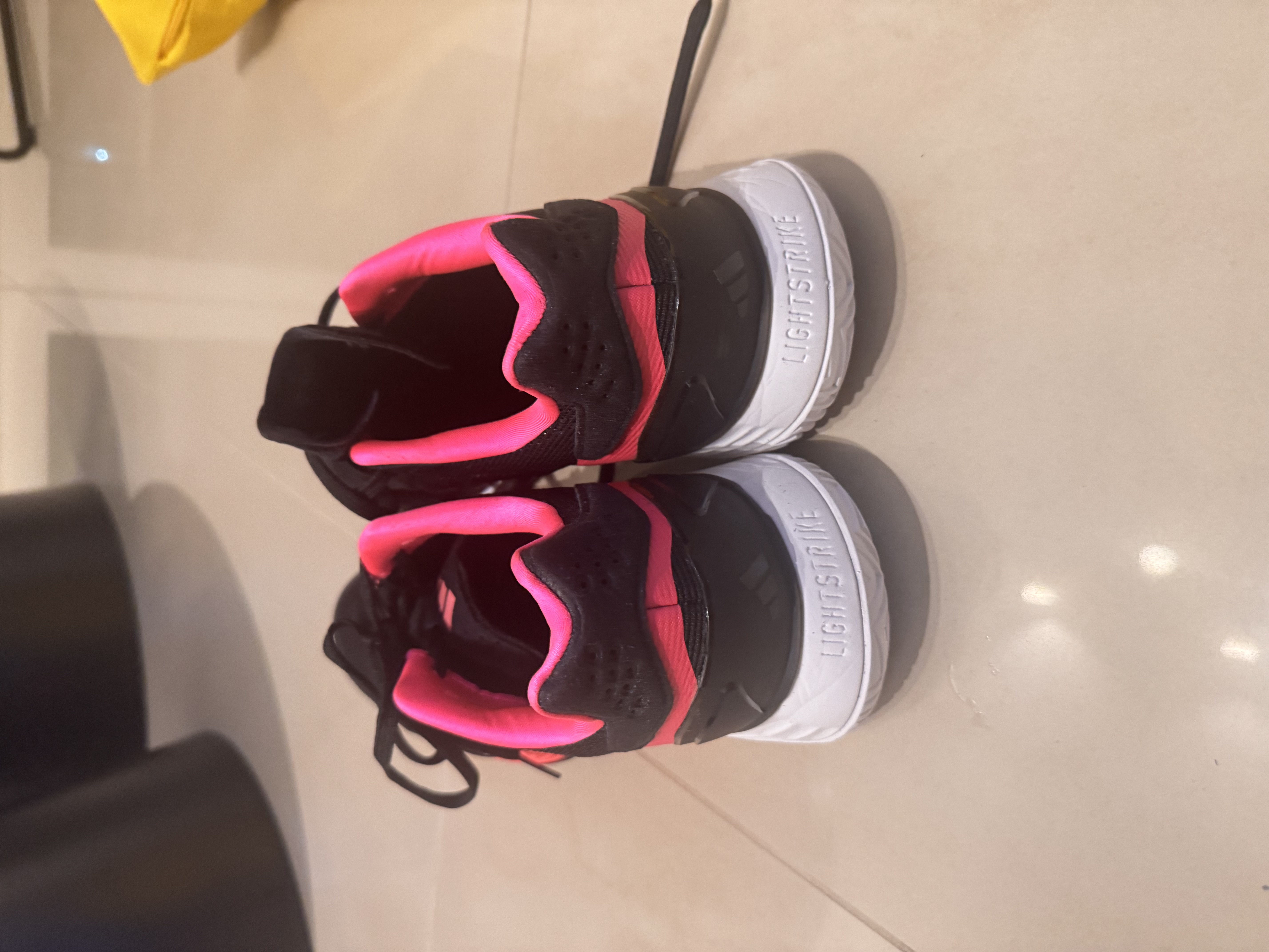 Adidas Defiant speed 2 tennis shoes - Image 2