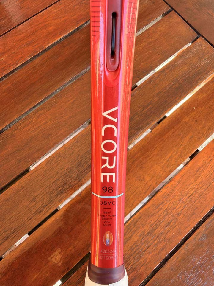 Yonex Vcore 98 2026 305gr L2 + Bag Yonex - Image 3